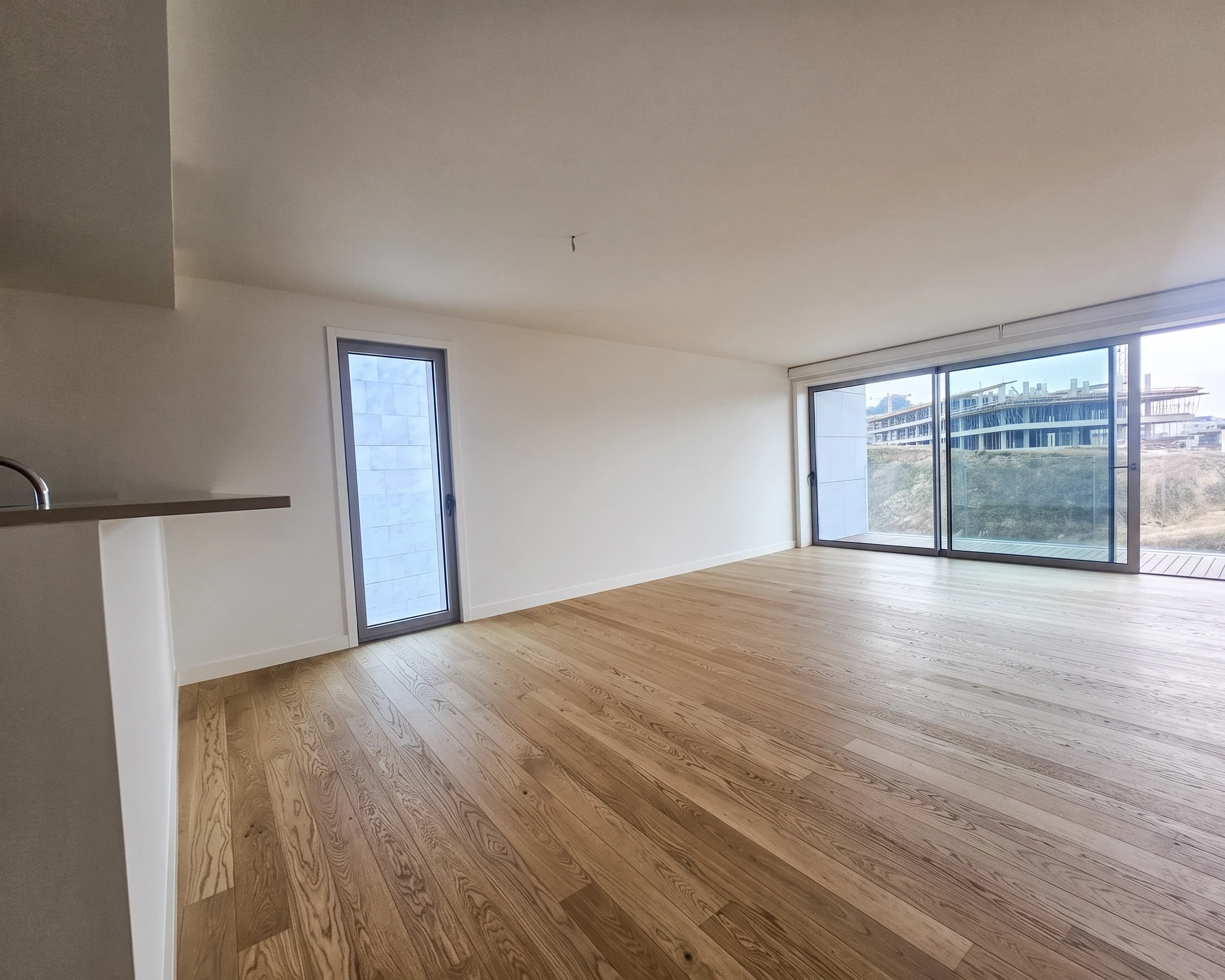 GN/02331 Apartamento T3 Novo c/ 2 Lugares de Garagem em Canidelo Santa Marinha Vila Nova de Gaia Porto