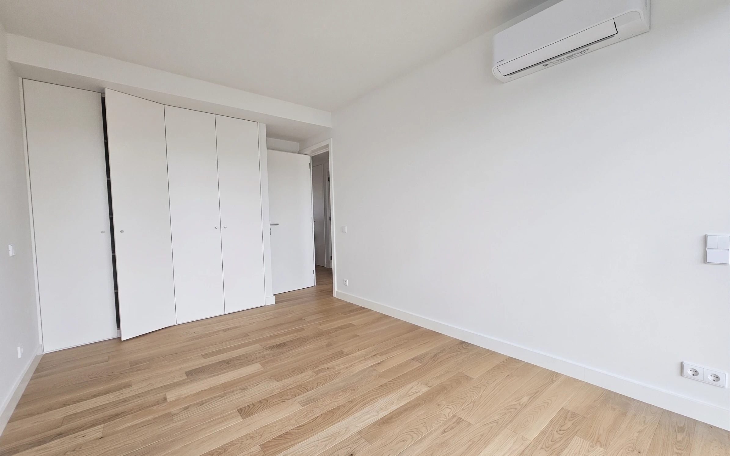 GN/02331 Apartamento T3 Novo c/ 2 Lugares de Garagem em Canidelo Santa Marinha Vila Nova de Gaia Porto