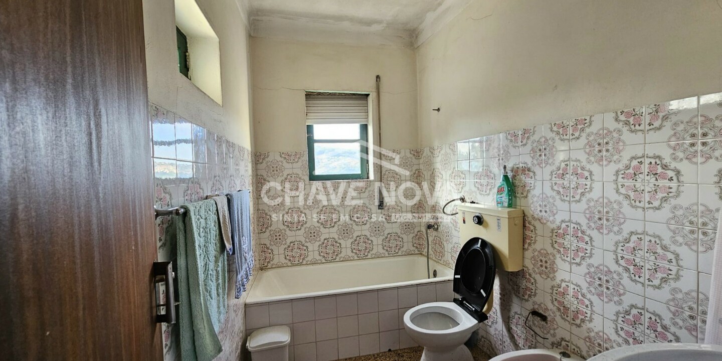 GN01844 Moradia Isolada V2 Cinfães Viseu
