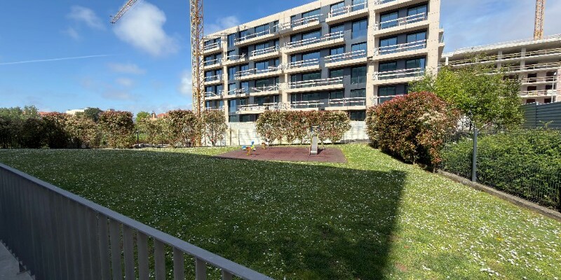 GN/02383 Apartamento T4 Santa Marinha Vila Nova de Gaia Gaiashopping Porto