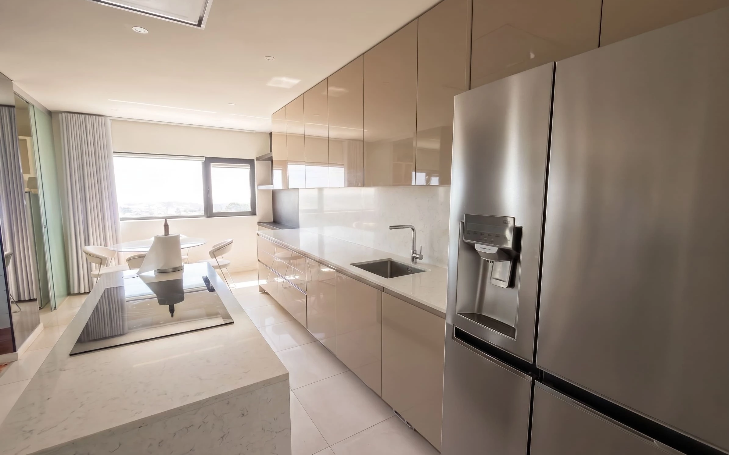 GN/02383 Apartamento T4 Santa Marinha Vila Nova de Gaia Gaiashopping Porto