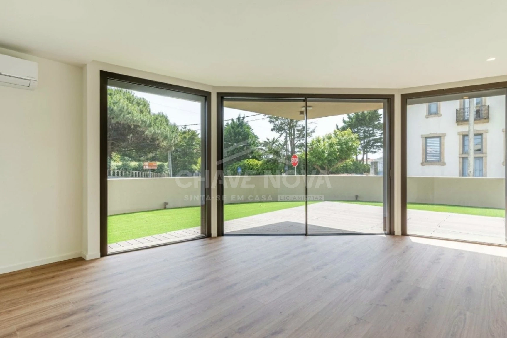 GN/02407_1 Apartamento T1 Novo c/ Jardim Arcozelo Vila Nova de Gaia Porto