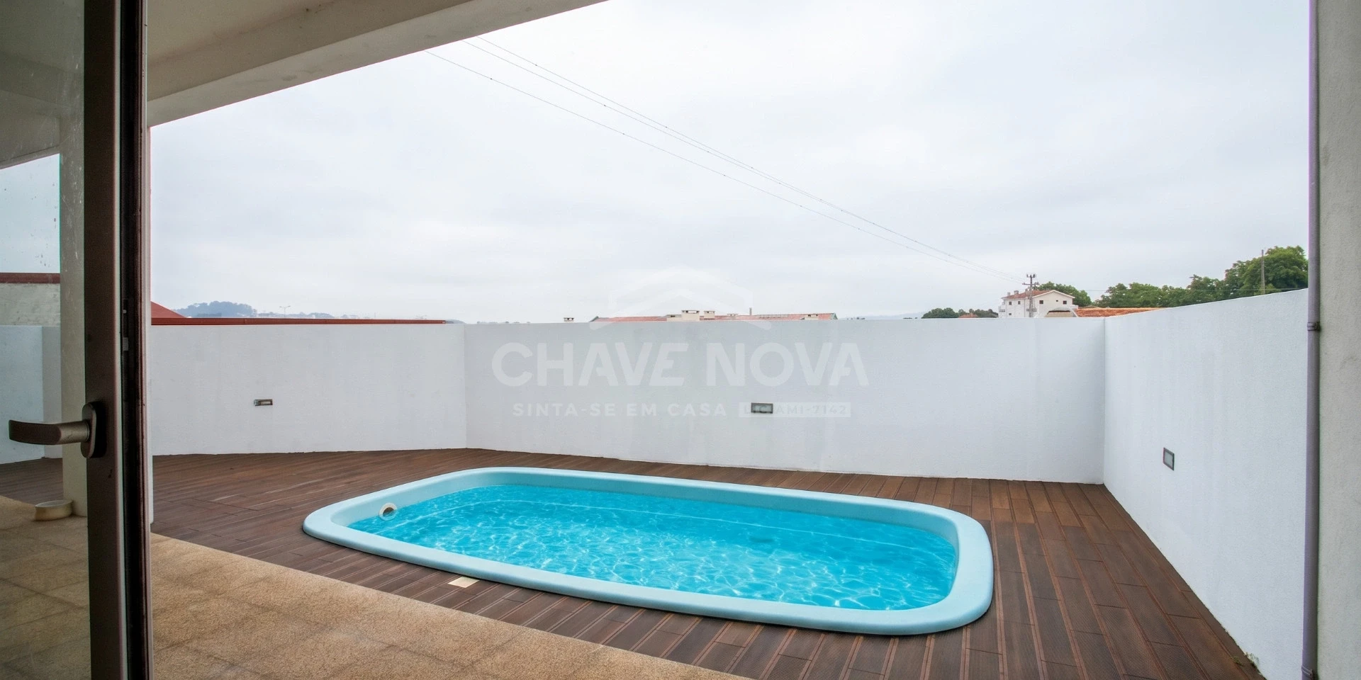 GN/02427 Moradia Geminada T4 Piscina Oliveira do Douro Vila Nova de Gaia Porto