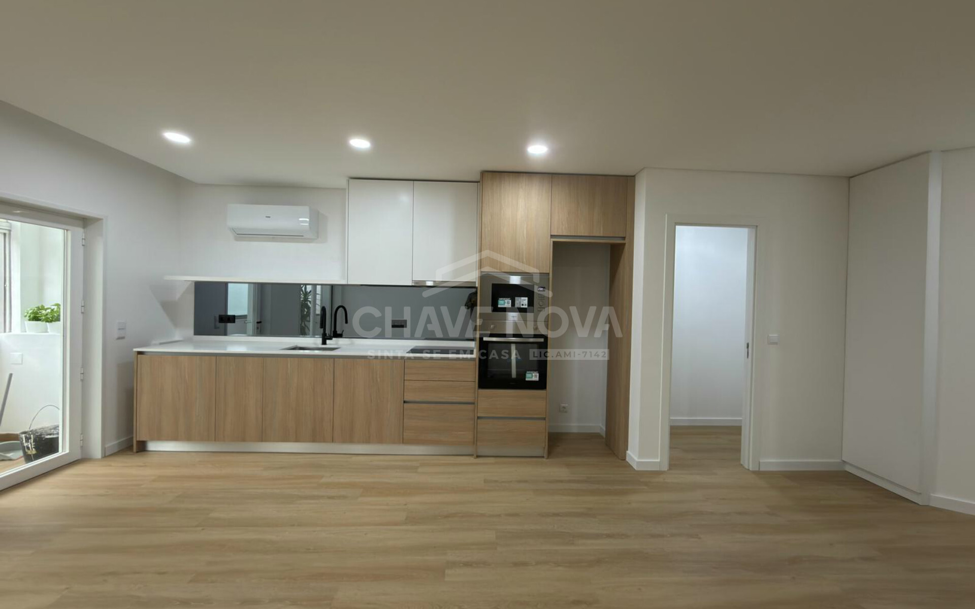 Apartamento T1 Office Santa Marinha Renovado