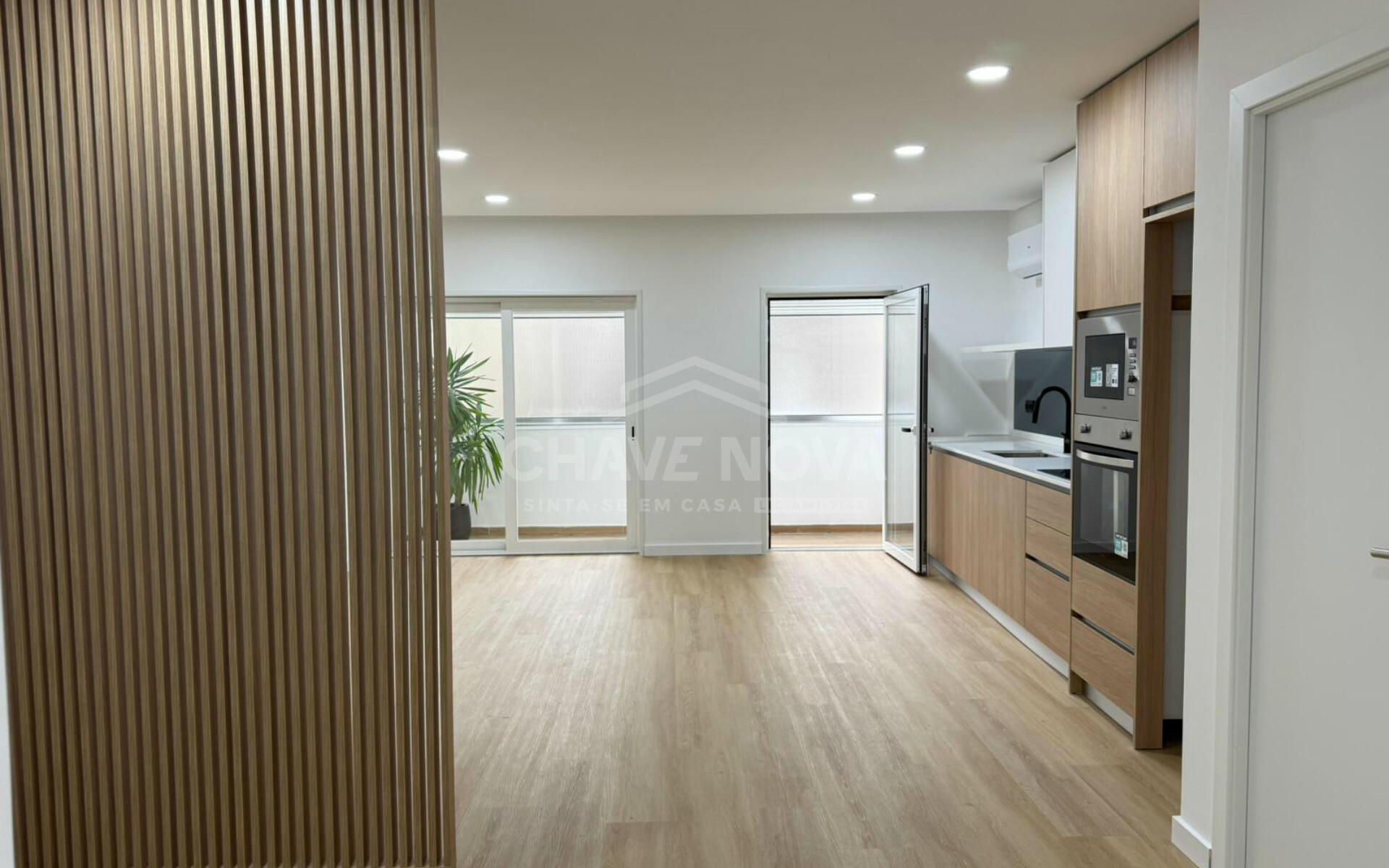 Apartamento T1 Office Santa Marinha Renovado