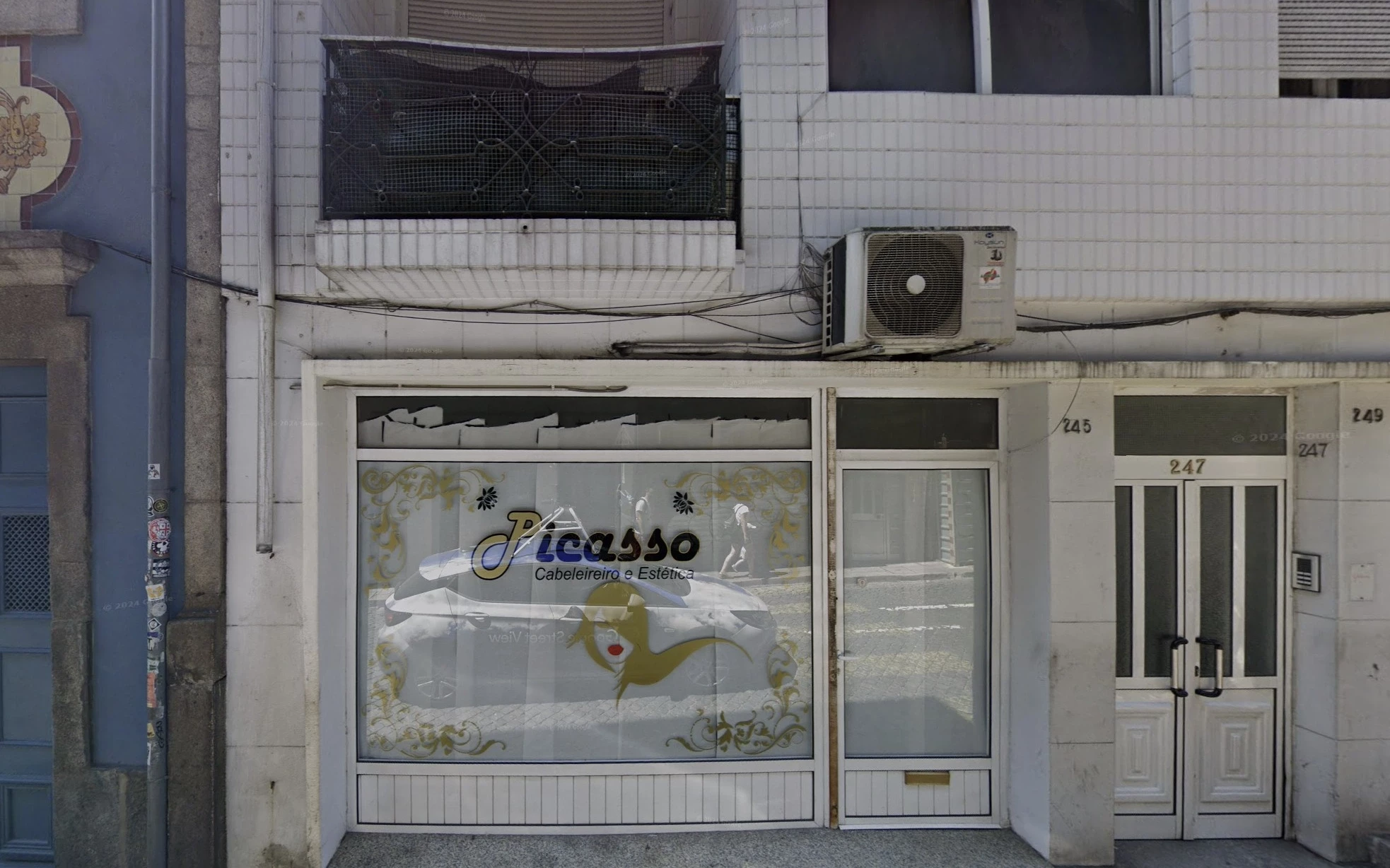 GN/02438 Espaço comercial Fachada Cedofeita Porto Metro da Trindade
