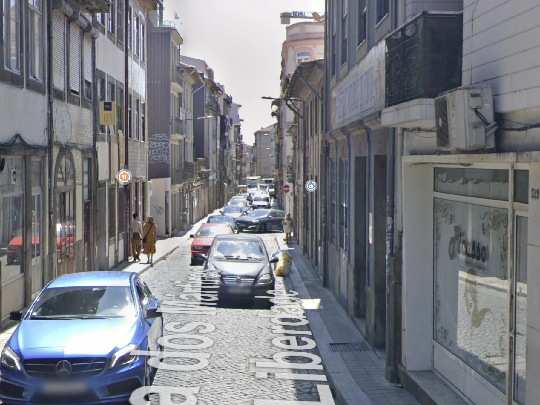 GN/02438 Espaço comercial Rua Cedofeita Porto Metro da Trindade