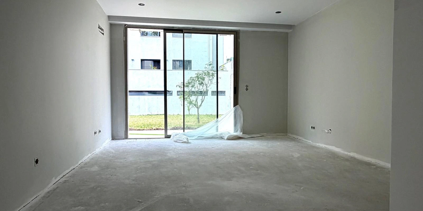 GN/02440 Apartamento T1 Novo Avenida Comendador Ferreira de Matos Matosinhos Porto