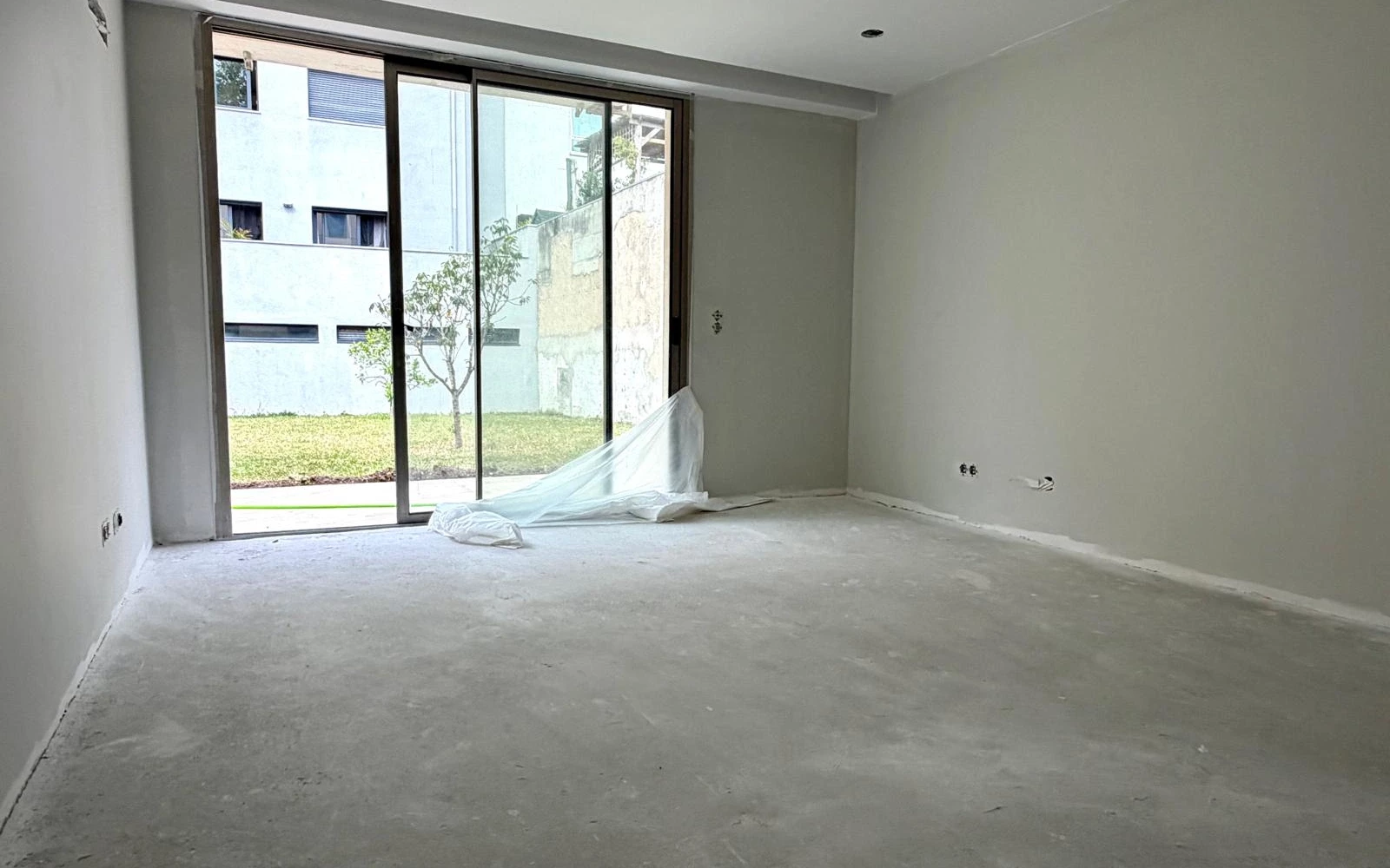 GN/02440 Apartamento T1 Novo Avenida Comendador Ferreira de Matos Matosinhos Porto
