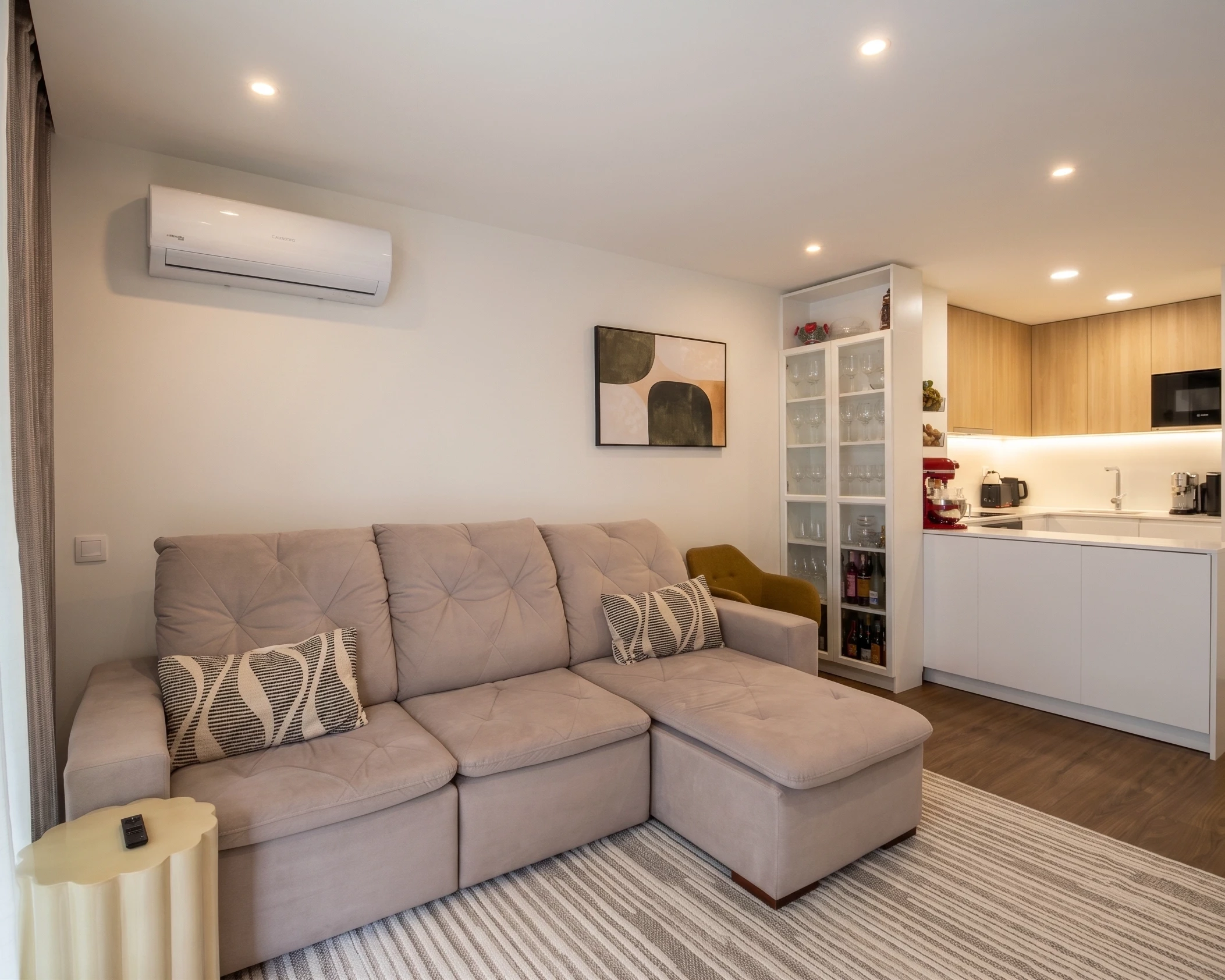 GN/02443 Sala Apartamento T2 Como Novo Candal santa Marinha Vila Nova de Gaia Porto