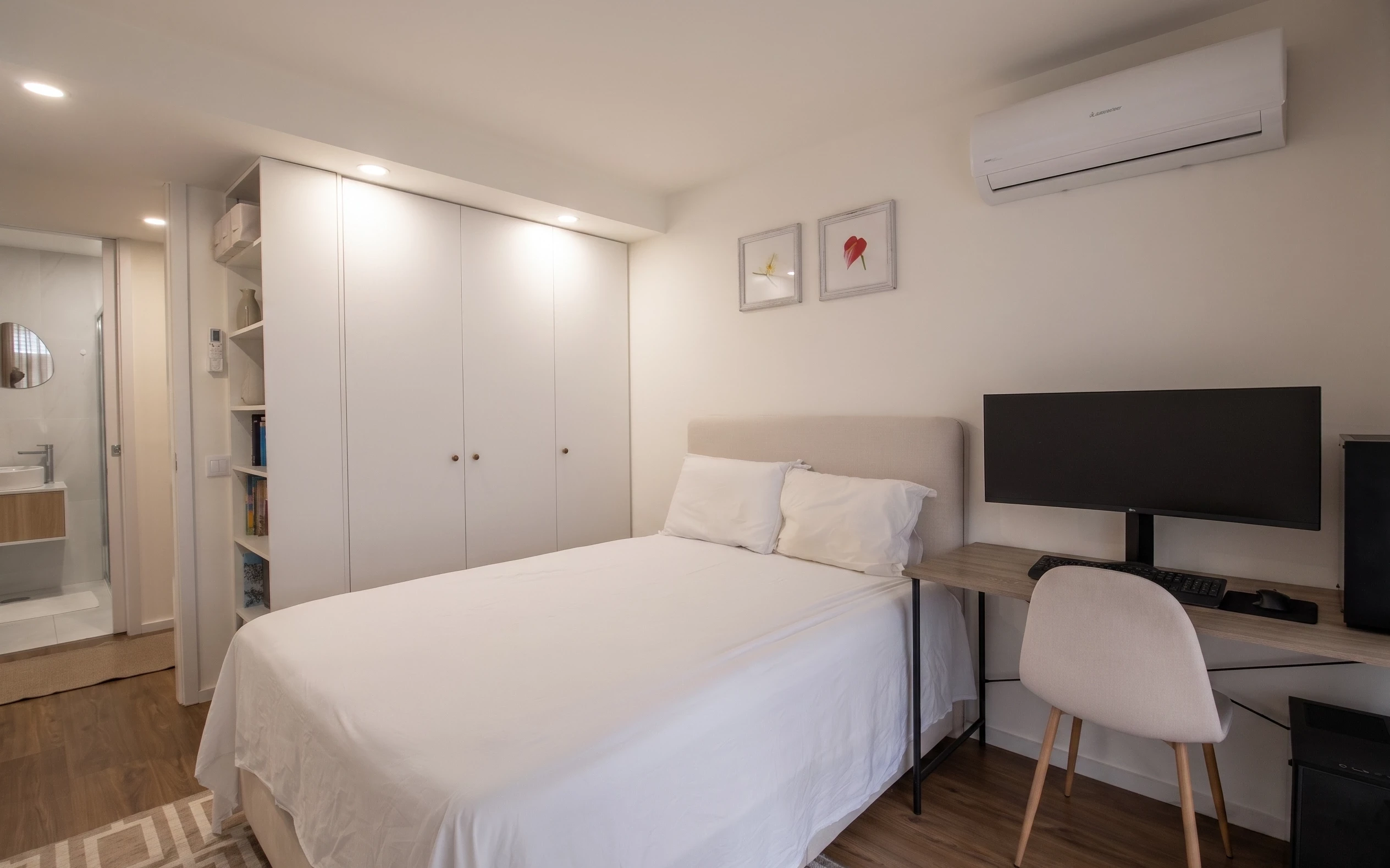 GN/02443 Quarto Apartamento T2 Como Novo Candal santa Marinha Vila Nova de Gaia Porto
