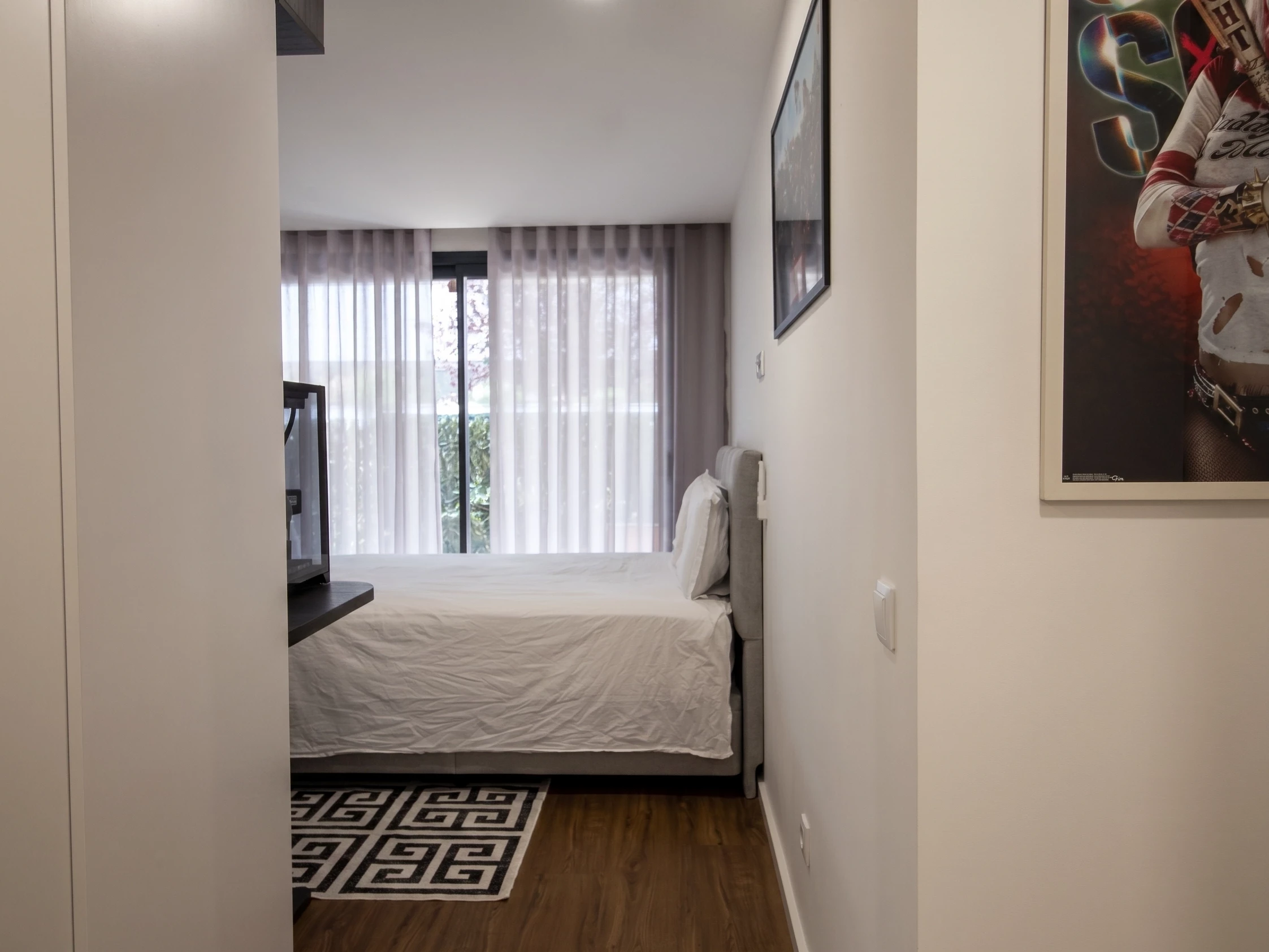 GN/02443 Quarto Apartamento T2 Como Novo Candal santa Marinha Vila Nova de Gaia Porto