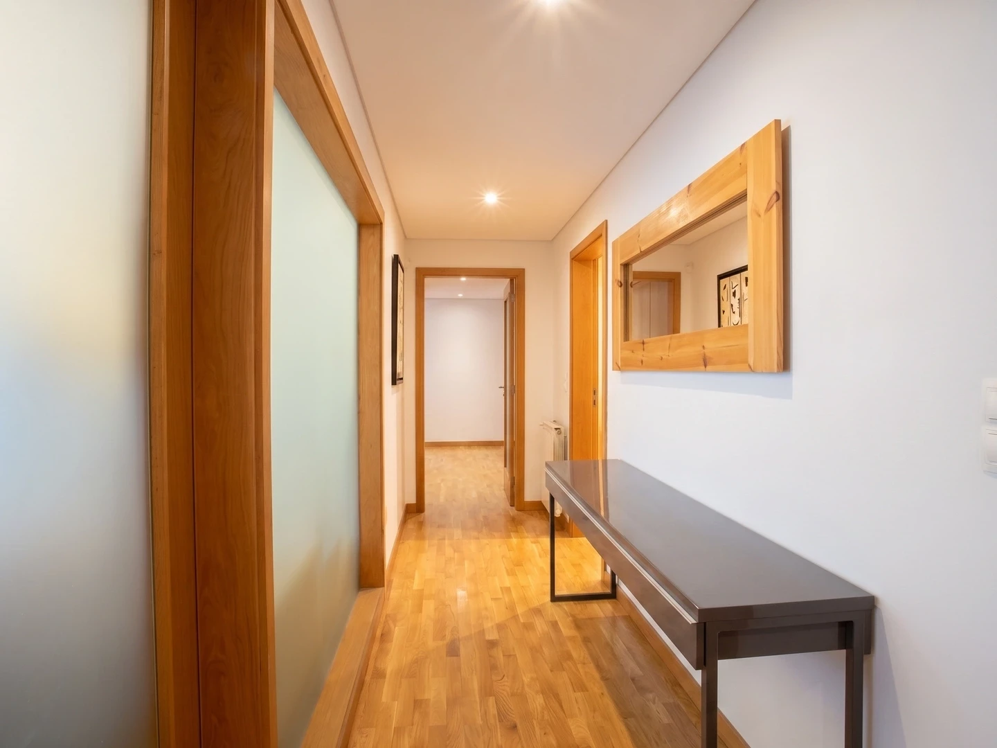 GN/02444 Apartamento T4 Como Novo em Santa Marinha Coimbrões Vila Nova de Gaia Porto