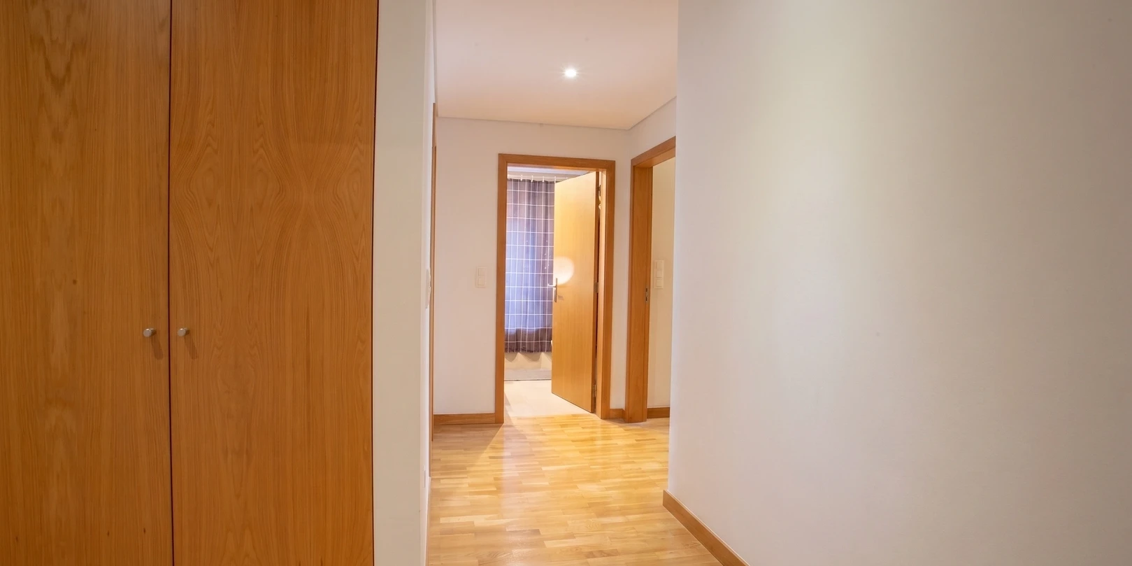 GN/02444 Apartamento T4 Como Novo em Santa Marinha Coimbrões Vila Nova de Gaia Porto
