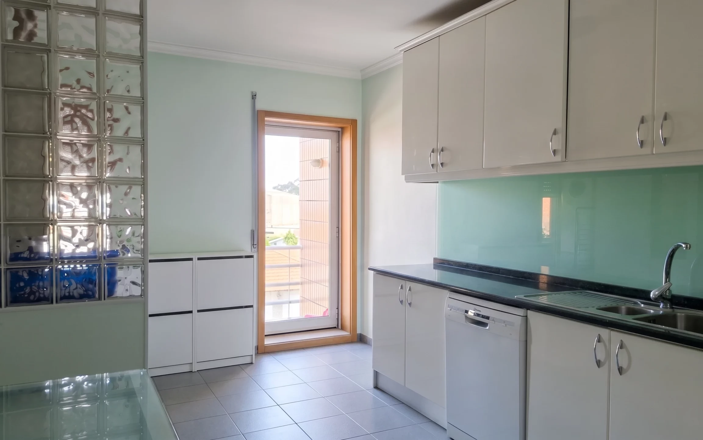 GN/02447 Apartamento T3 Valadares Vila Nova de Gaia Porto