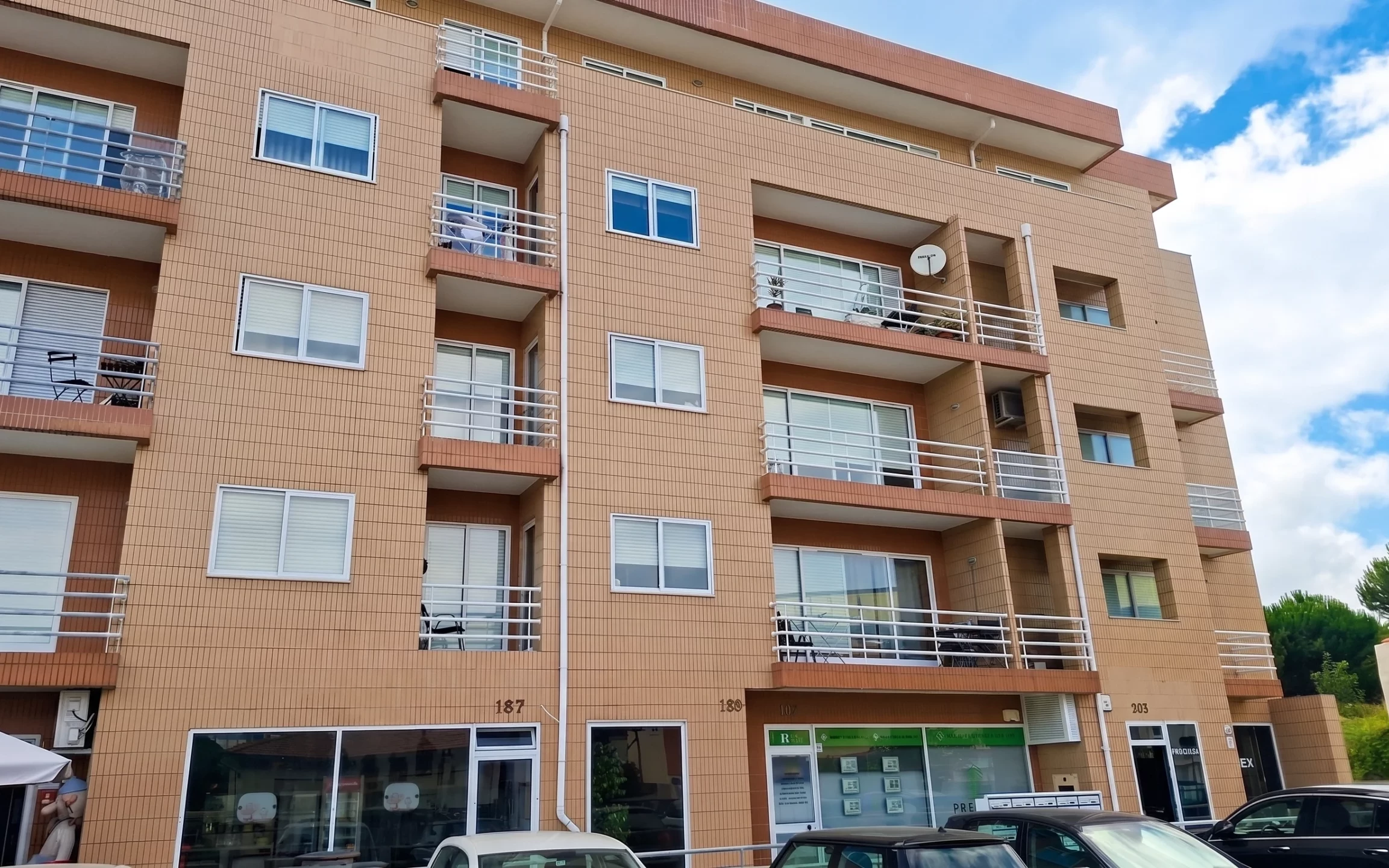 GN/02447 Apartamento T3 Valadares Vila Nova de Gaia Porto