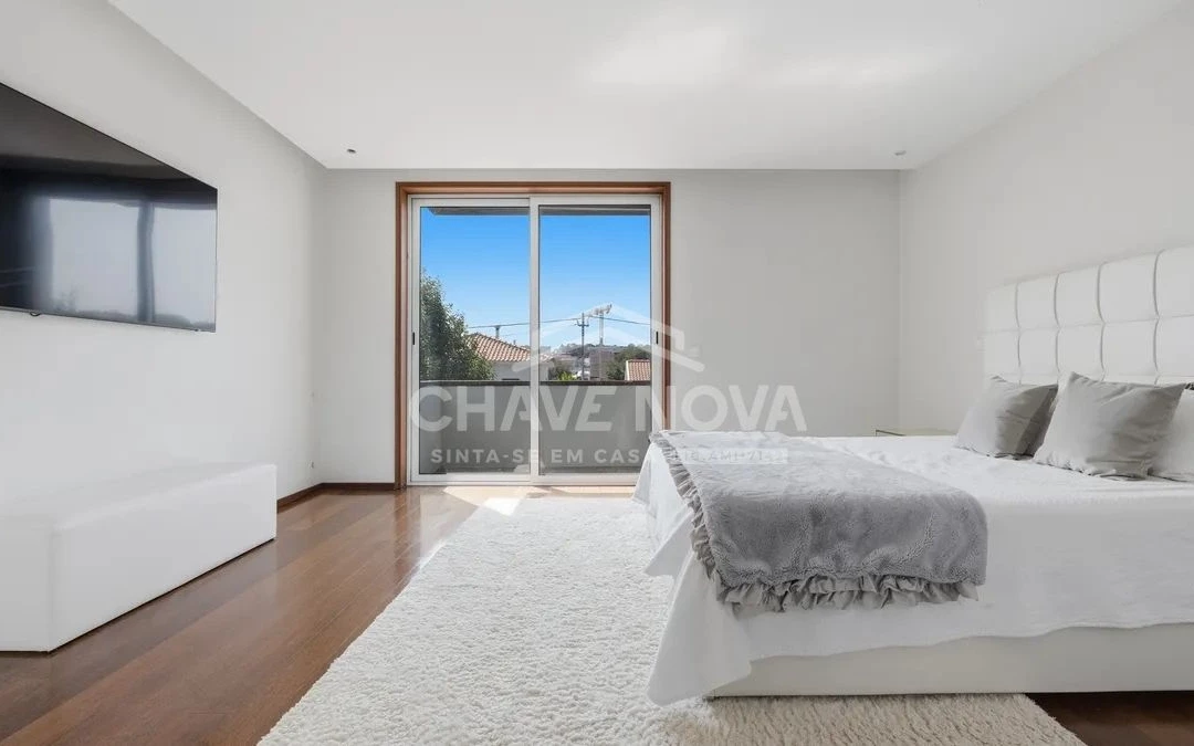 GN/02448 Moradia T3 como nova em Canidelo Vila Nova de Gaia Porto