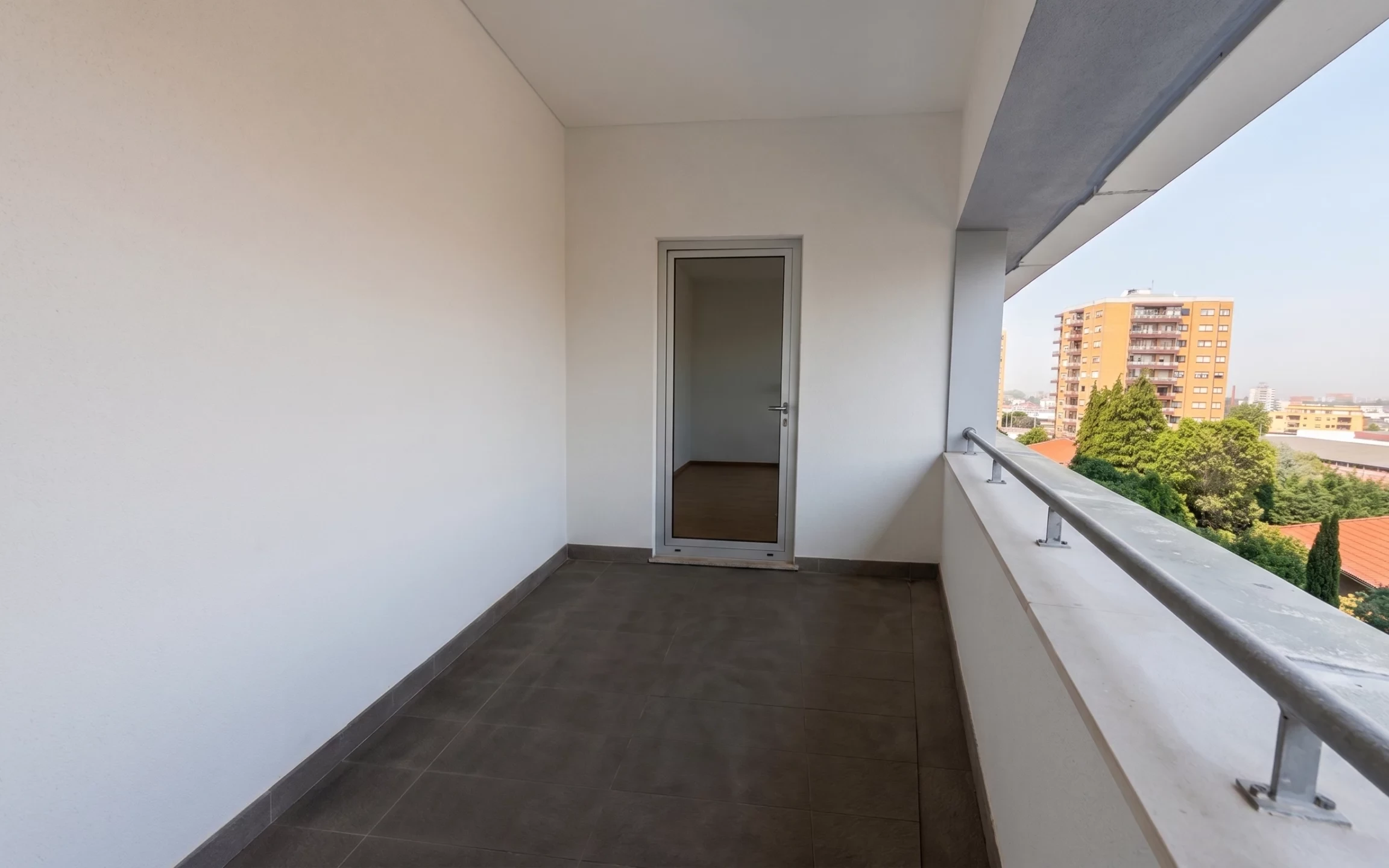 GN/02453 Apartamento T1 Santa Marinha Soares dos Reis Vila Nova de