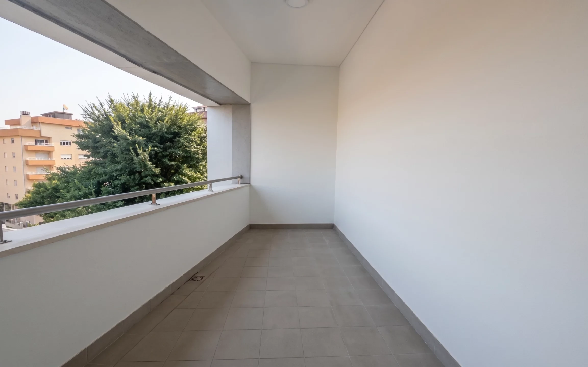 GN/02453 Apartamento T1 Santa Marinha Soares dos Reis Vila Nova de
