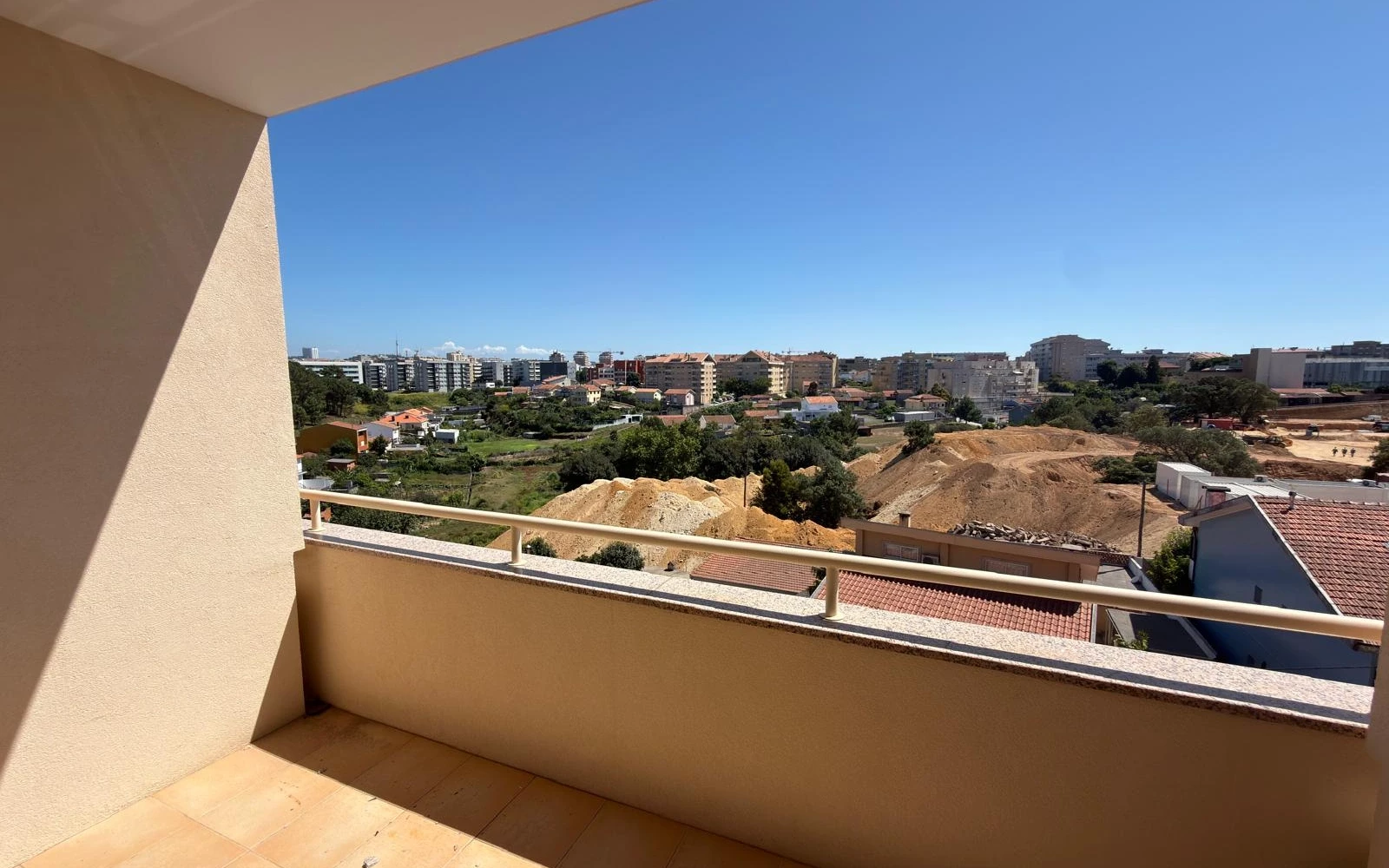 Apartamento T2 à venda na Rua Nova de Bustes Canidelo Vila Nova de Gaia Porto