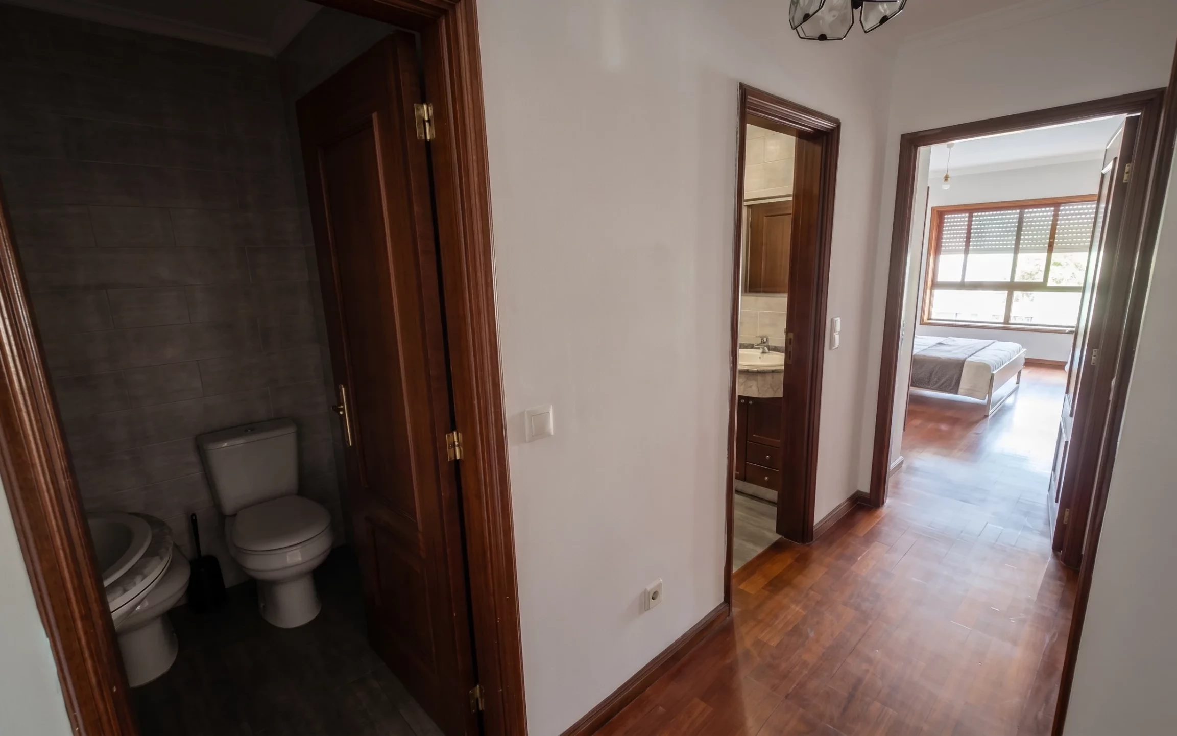 GN/02463 Apartamento T2 à venda na Avenida de Fernão de Magalhães Areosa Porto