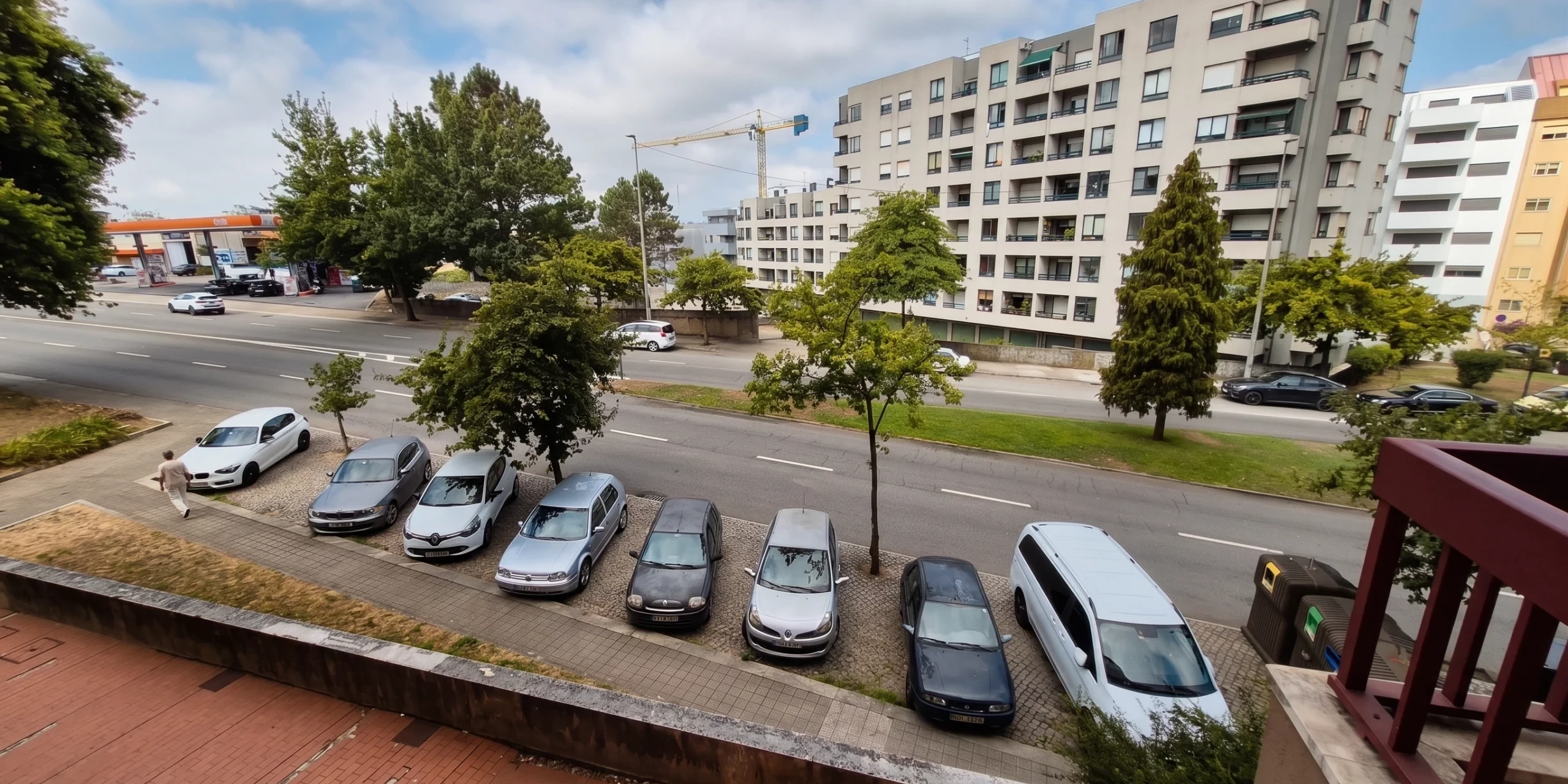 GN/02463 Apartamento T2 à venda na Avenida de Fernão de Magalhães Areosa Porto