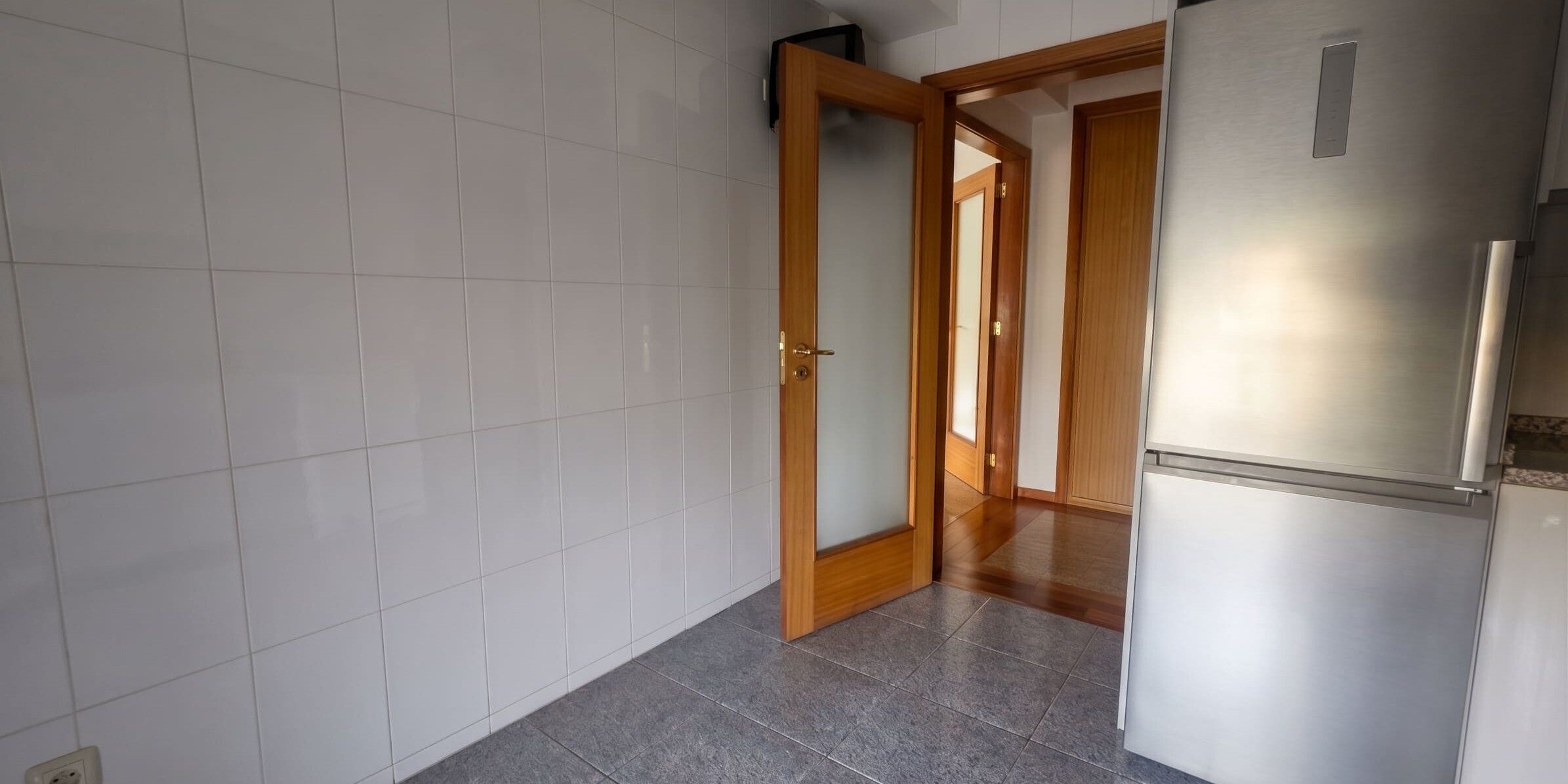 GN/02472 Apartamento T1 Condomínio Fechado Lugar de Garagem em Ermesinde Valongo Porto