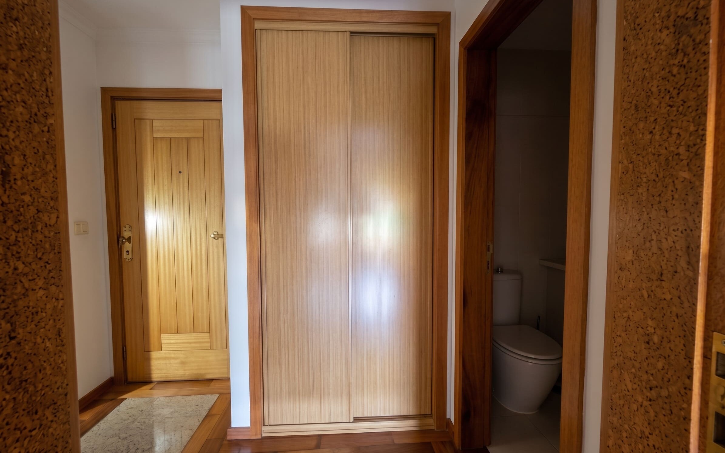 GN/02472 Apartamento T1 Condomínio Fechado Lugar de Garagem em Ermesinde Valongo Porto