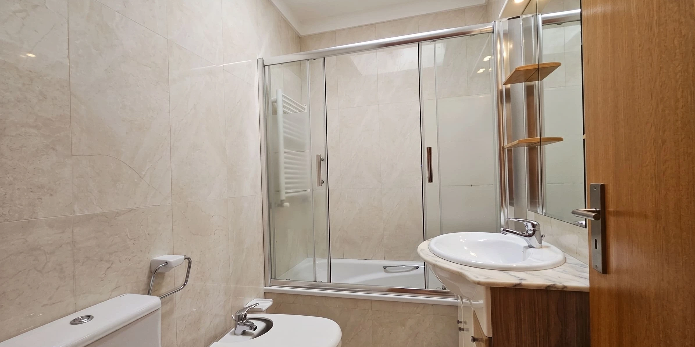 GN/02473 Apartamento T2 Garagem Box em Ermesinde Valongo Porto
