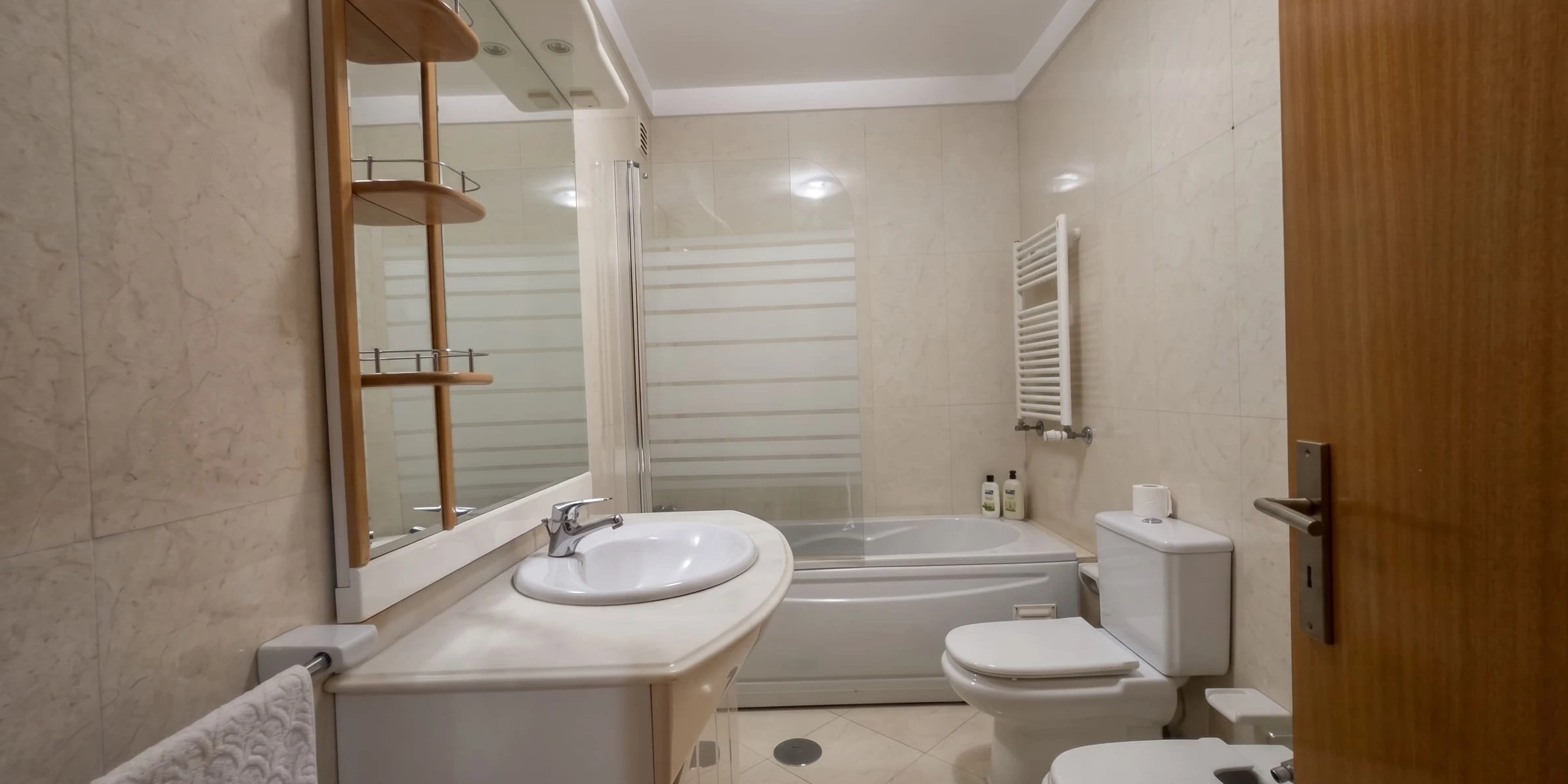 GN/02473 Apartamento T2 Garagem Box em Ermesinde Valongo Porto